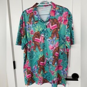 TROPICAL BIG FOOT FLAMINGO GOLF STYLE  VACAY OR THEME PARTY MENS OR UNISEX SHIRT